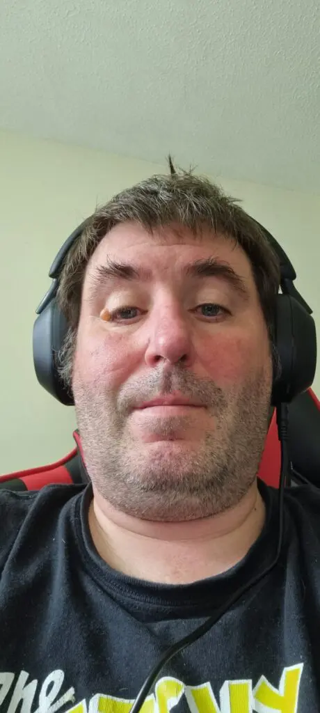 Wearing the Sony-WH1000MX5